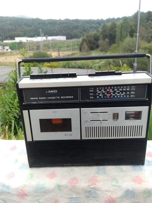 Rádio portátil, Aiko