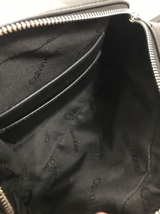 Listonoszka Calvin Klein