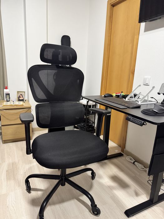 Cadeira Ergonómica KERDOM 9070F - Como Nova! (Comprada em Fevereiro)