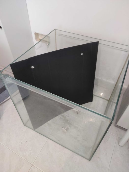Aquário Cubo 50 cm com tampas em vidro