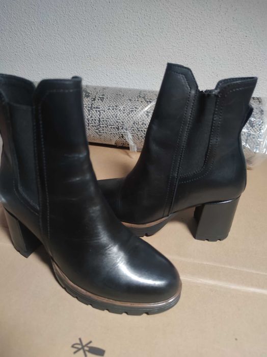 Botas em pele by Roberto Torretta