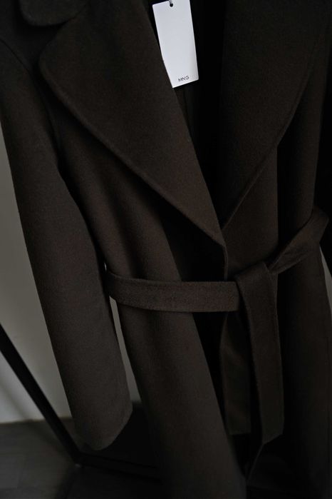 Довге вовняне двобортне пальто MANGO