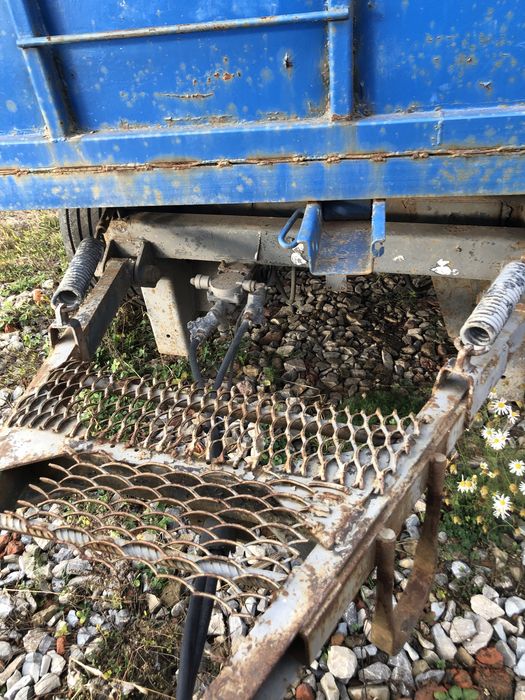 Продам прицеп вантажний