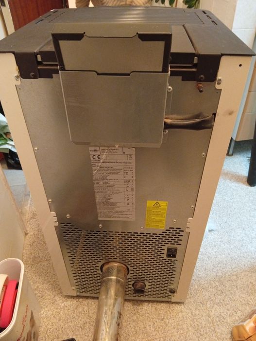 Salamandra a pellets