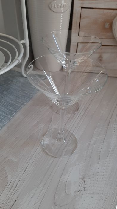 2 kieliszki do martini