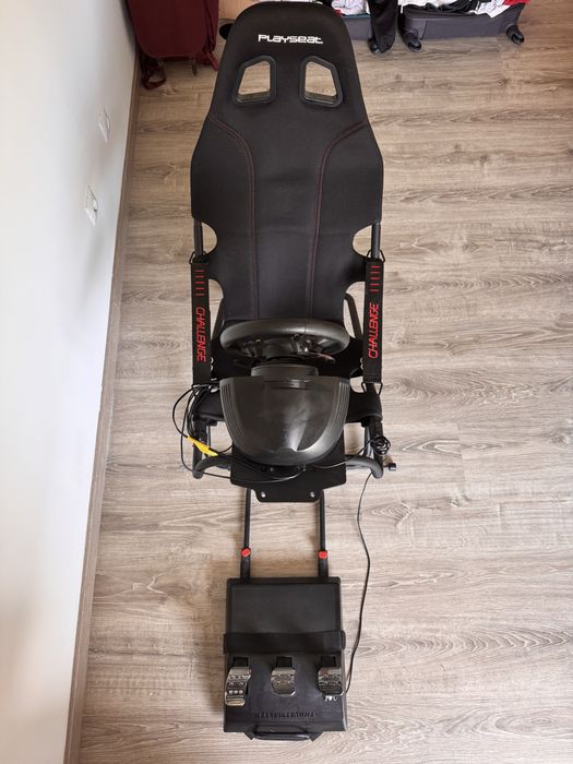 Conjunto Sim Racing: Playseat Challenge + Volante Thrustmaster TMX e Pedais T3PA