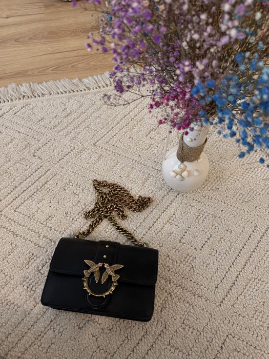 Torebka czarna ze złotymi dodatkami Love Bag