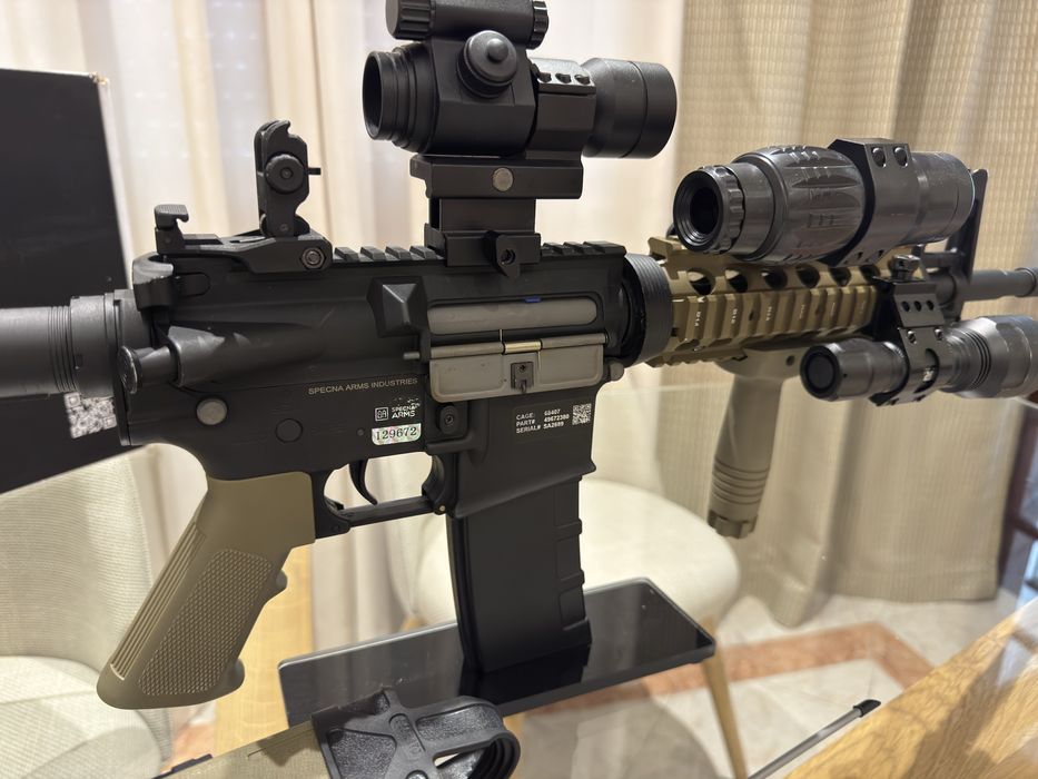 Arma M4 Airsoft Specna Arms+ Acessorios
