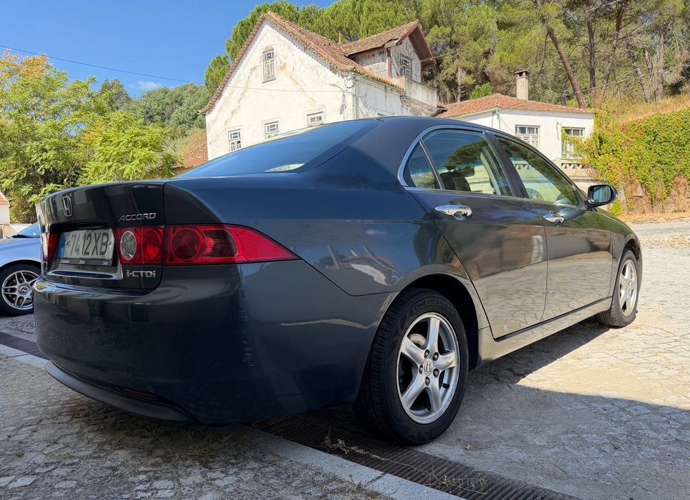 Honda Accord 2.2 i-CTDI Sedan Nacional