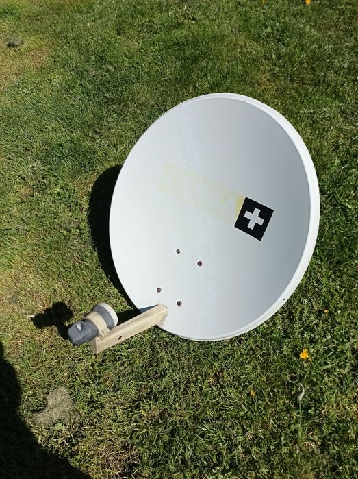 Antena satelitarna z konwerterem Cyfra