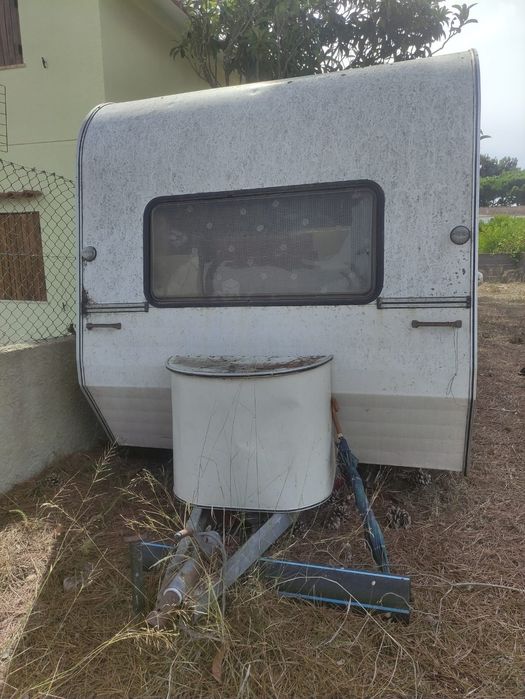 Vendo roulote (para recuperar)!