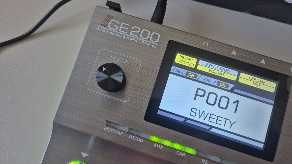 Pedaleira Guitarra: MOOER GE200