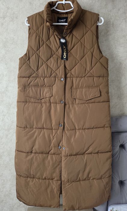 Жіноча жилетка  only безрукавка м m