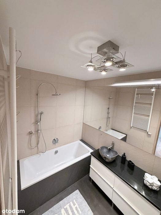 Przestronne w apartamentowcu z balkonem i designerską łazienką - Widok 5