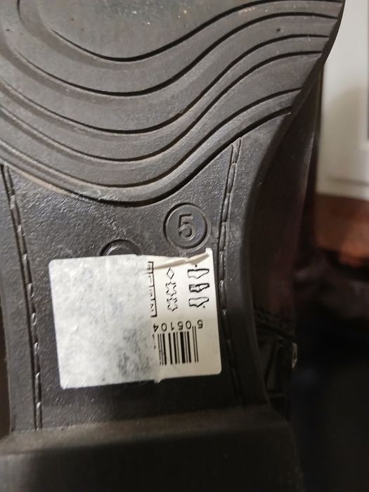 Kozaki r.38 Clarks.