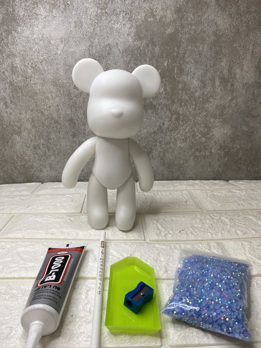 Bearbrick , діамантовий медведик