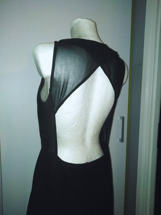 Sukienka STRADIVARIUS tiulowa