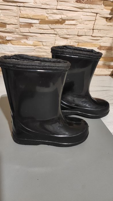 Детские резиновые сапоги 26-27 с утеплителем