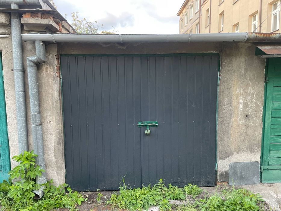 Garaż murowany centrum