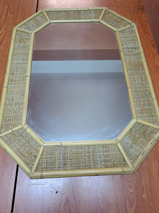 Espelho vintage em rattan e cana