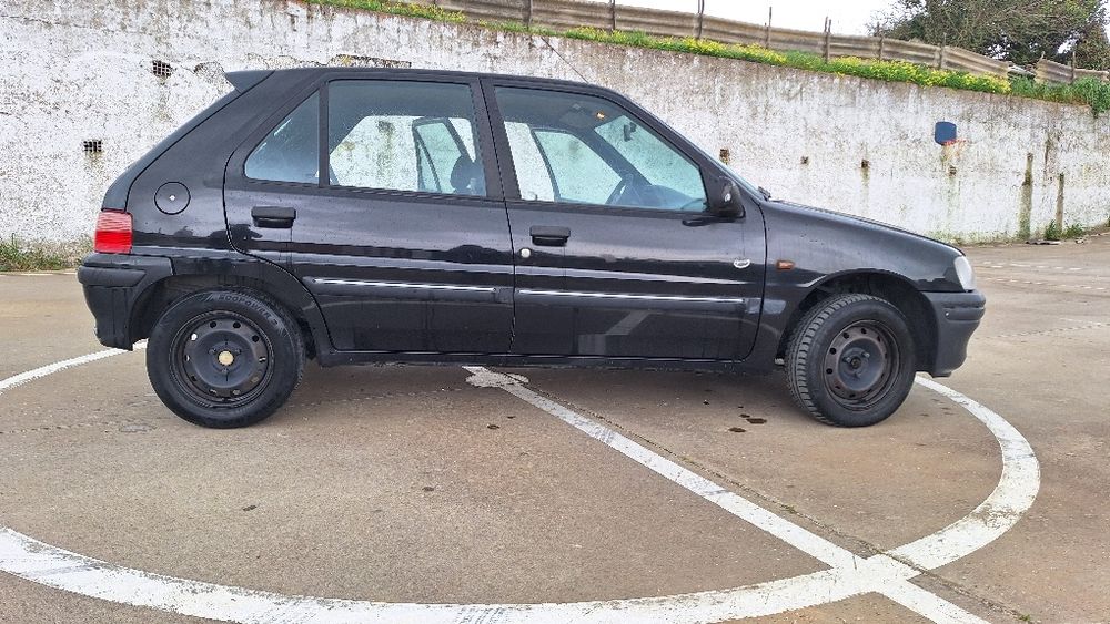 Peugeot 106 1.1 - Ano 1999
