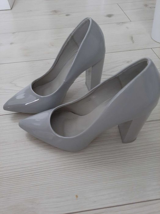 Buty damskie....