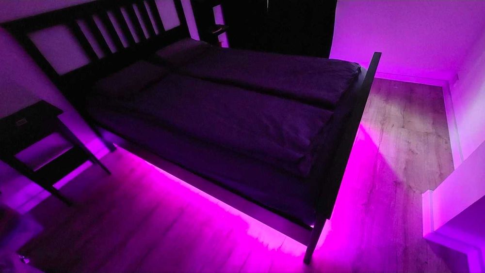SUPER OFERTA! Łóżko podwójne-IKEA154x211cm +materac+stelaż+stolik+Półka+LED