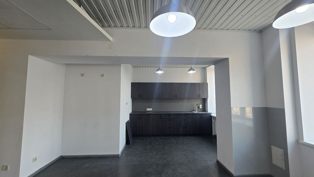 Оренда Офісу 750 m² | Без Комісії | Нижній Вал | Окремий Поверх