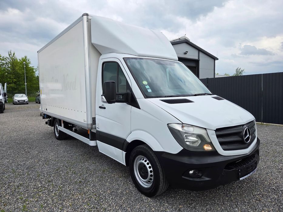 Mercedes-Benz Sprinter 2.2 CDI 160KM / Kontener 8 palet / Winda 750Kg / Klima /