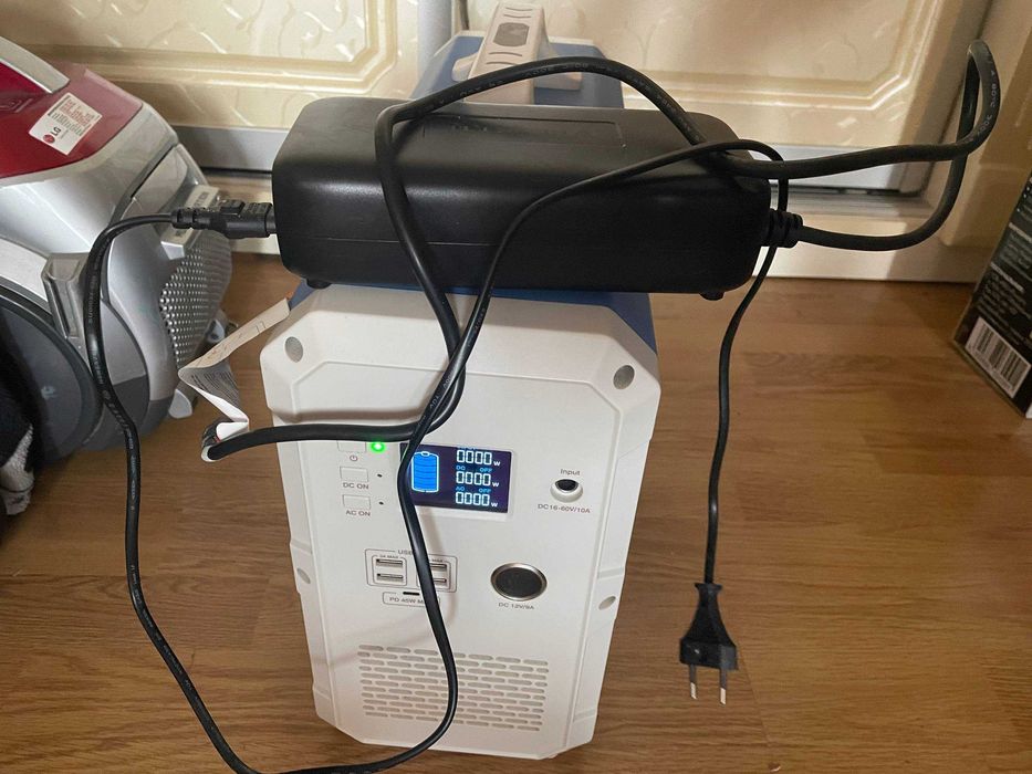Мощная зарядная   станция BLUETTI EB-240