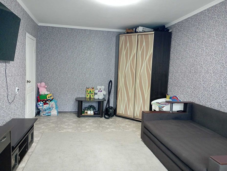 Продам 1-ком Левый Берег 5этаж ремонт, без долгов. СРОЧНО!