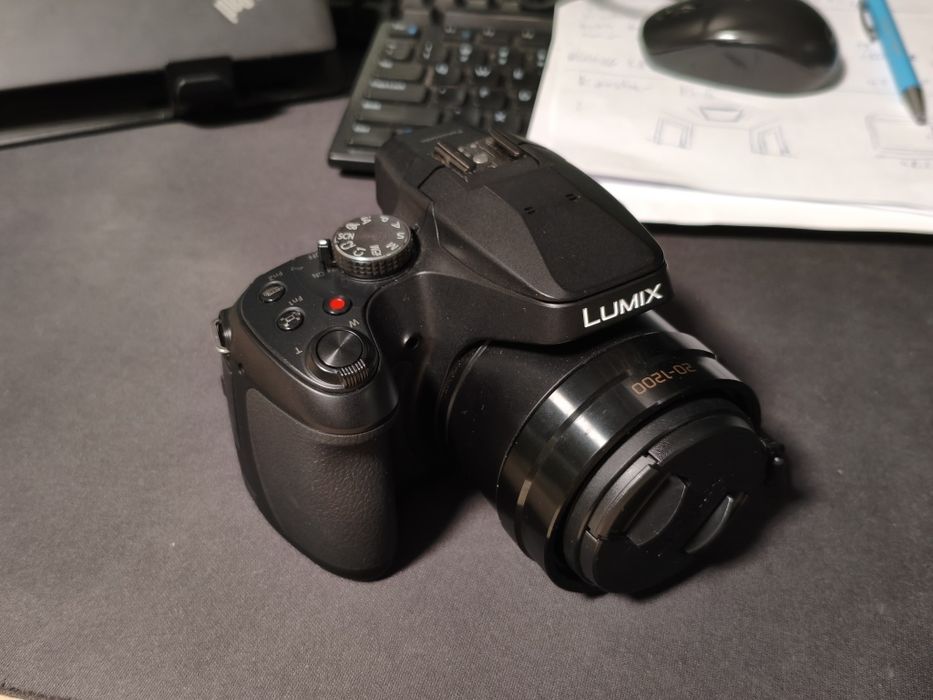 Lumix fz82d + karta sd