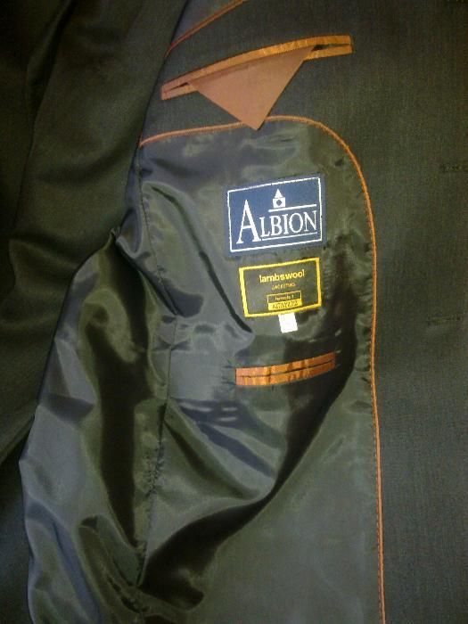 Костюм мужской классический