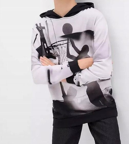 B.P.C bluza chłopięca z nadrukiem i z kapturem 176/182.