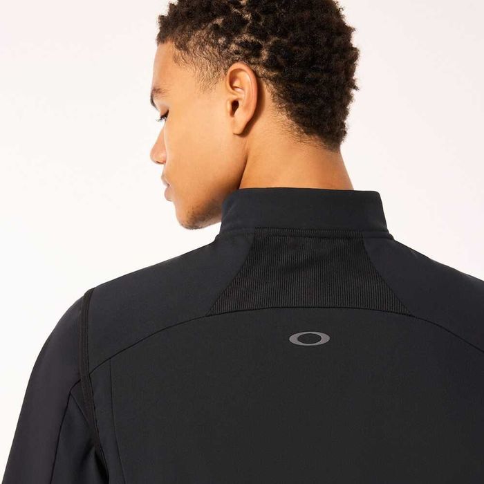 Жилет Oakley Latitude Arc Vest Blackout
