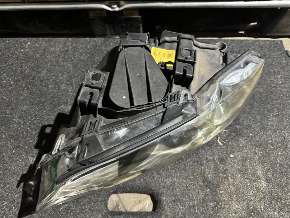 Lampa reflektror lewy dynamic xenon skrętny bmw e92 e93 europa komplenty