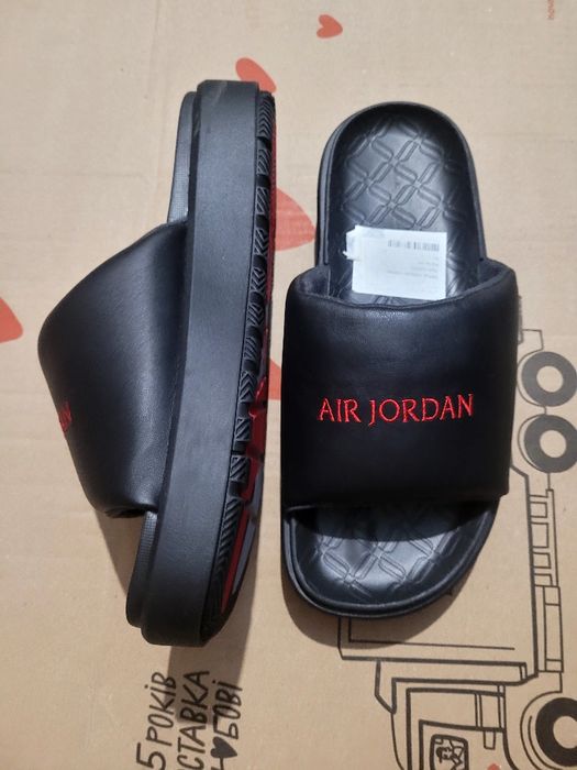 Шлепанцы NIKE AIR JORDAN жіночі нові original