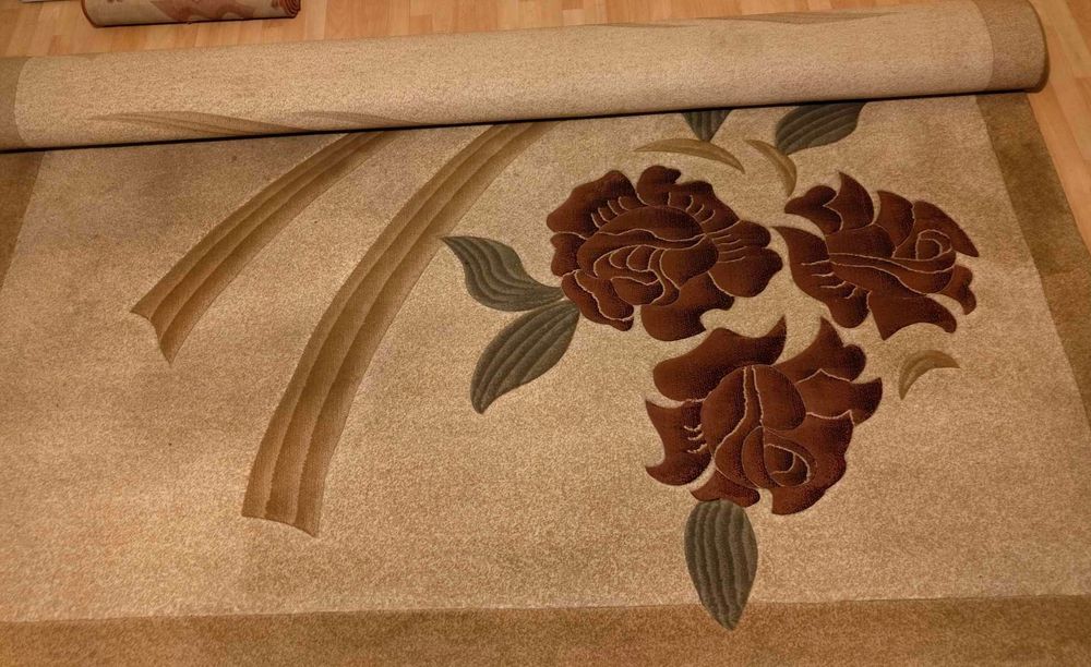 piękny duży  salonowy elegancki dywan 280 cm x 320 cm
