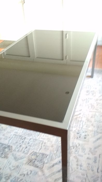 Mesa em tubo lacado nova