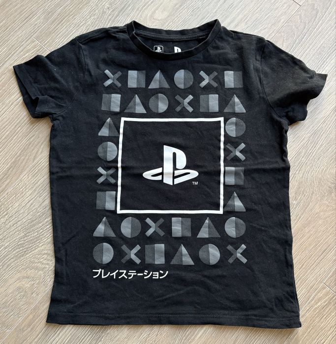 Koszulka tshirt. Playstation. Sinsay. Rozm 134