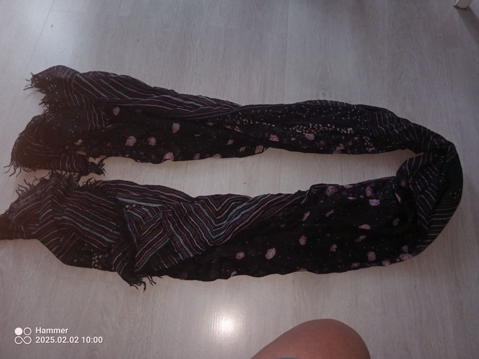 Chusta ciemna Cropp