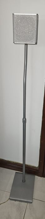 Vendo uma aparelhagem  de cinema em casa completa.