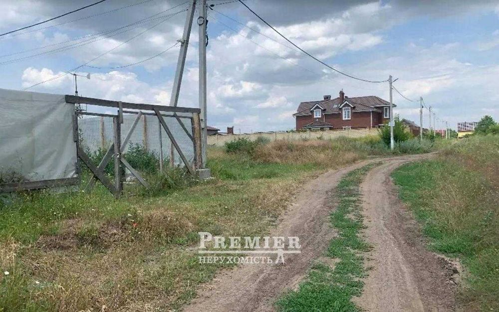 Продам ділянку у Фонтанці для забудови будинку