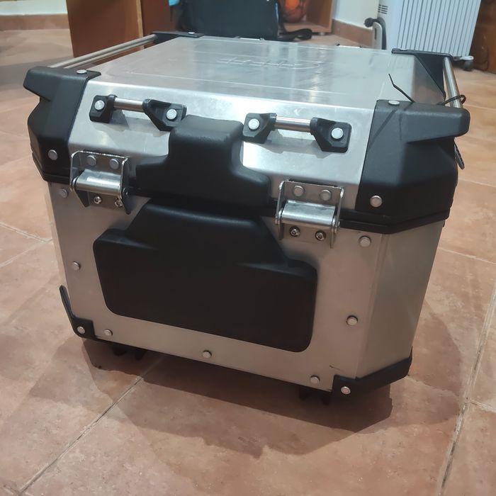 Malas e top case Givi Trekker Outback