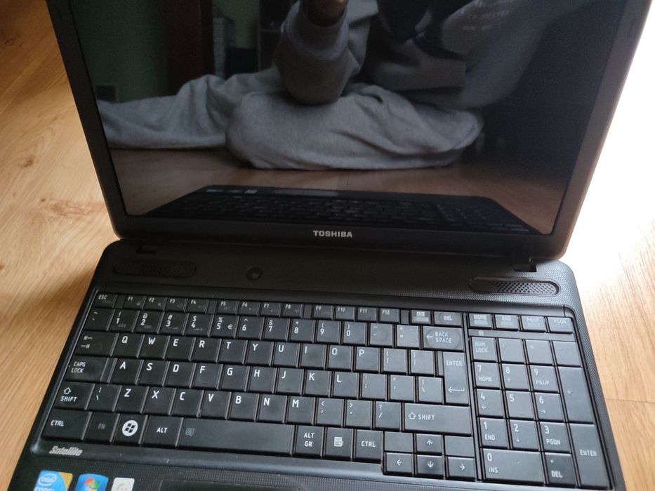 Toshiba Satellite c660 -1M4