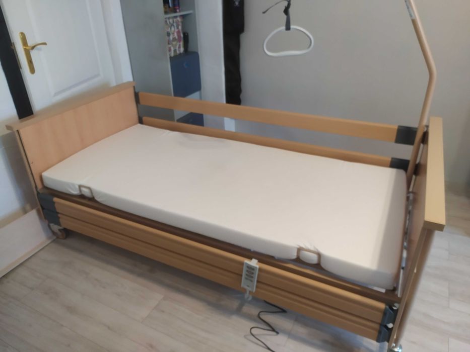 Łóżko rehabilitacyjne na pilota wynaje,m DOWÓZ I MONTAŻ GRATIS