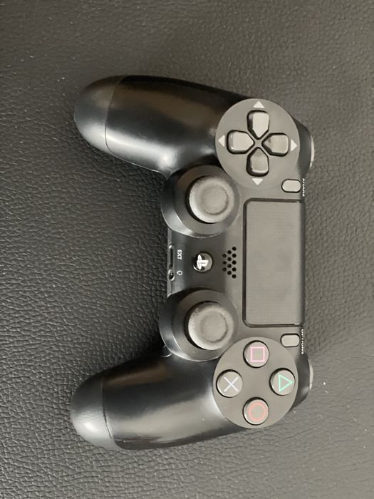 Comando PS4 preto