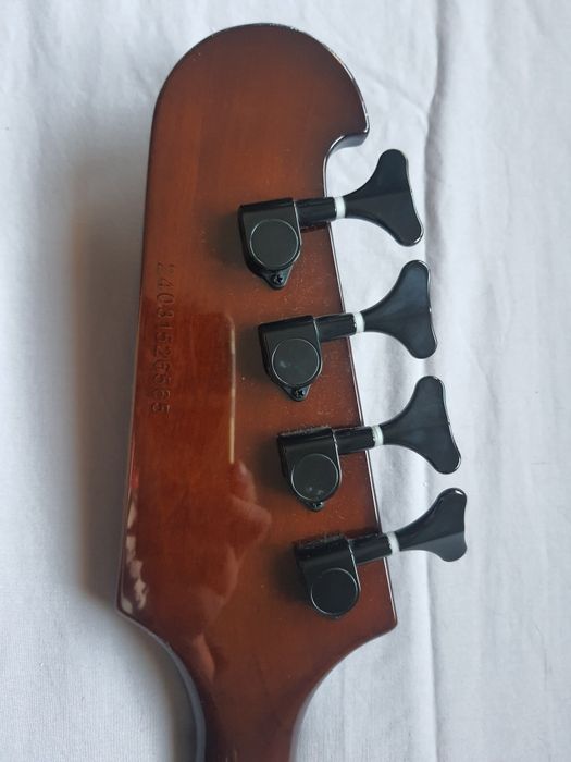 Baixo Epiphone Thunderbird IV