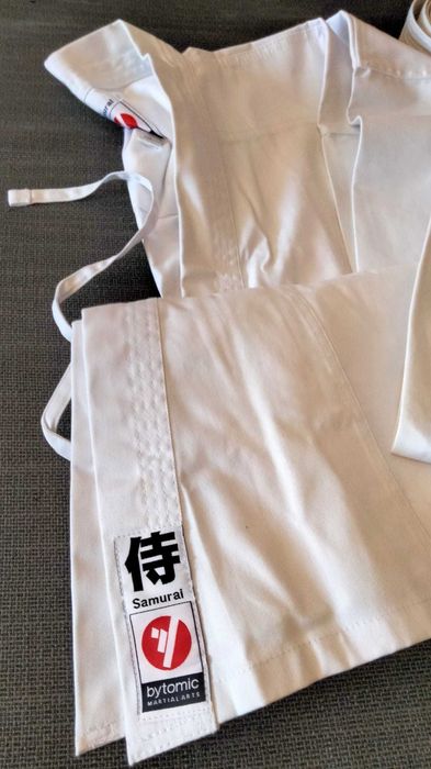 Fato de Taekwondo Adulto – Novo!