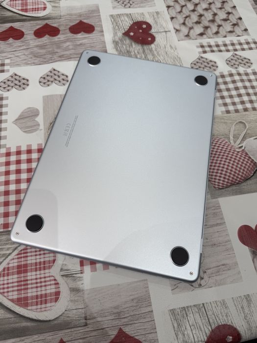 Macbook air 13” 16Gb/512Gb